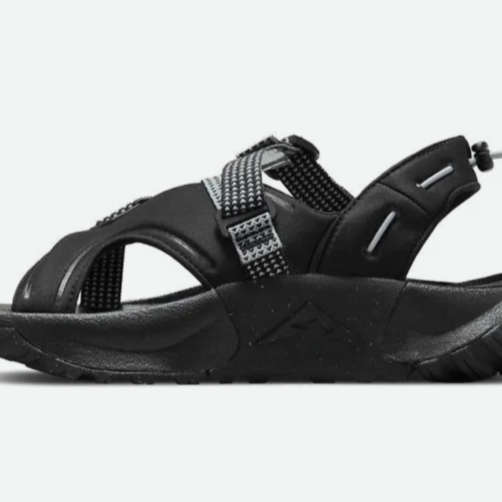 Nike‎ Black and Gray Outdoor Sport Sandals - Picture 2 of 15